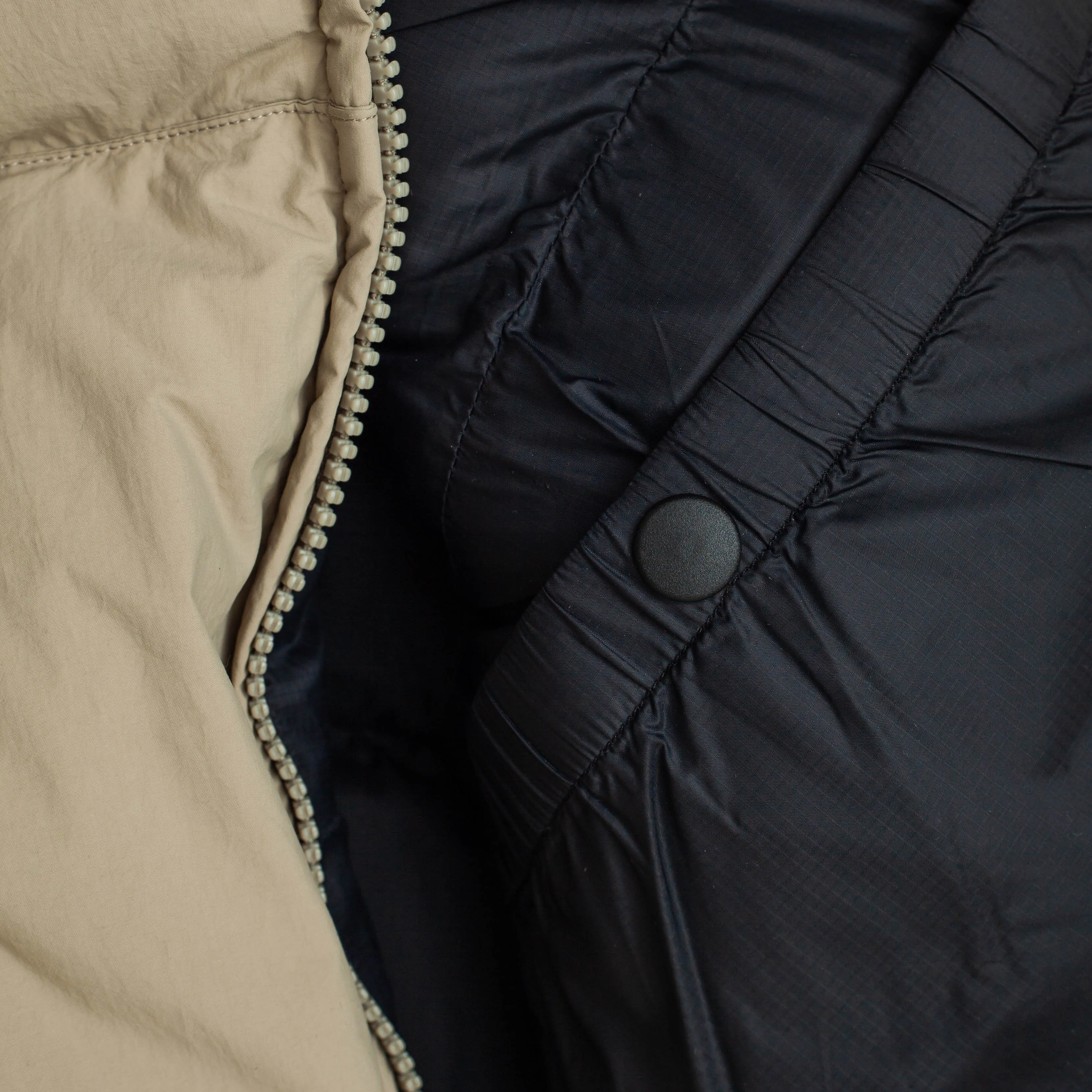 ALPINE DOWN VEST - BEIGE