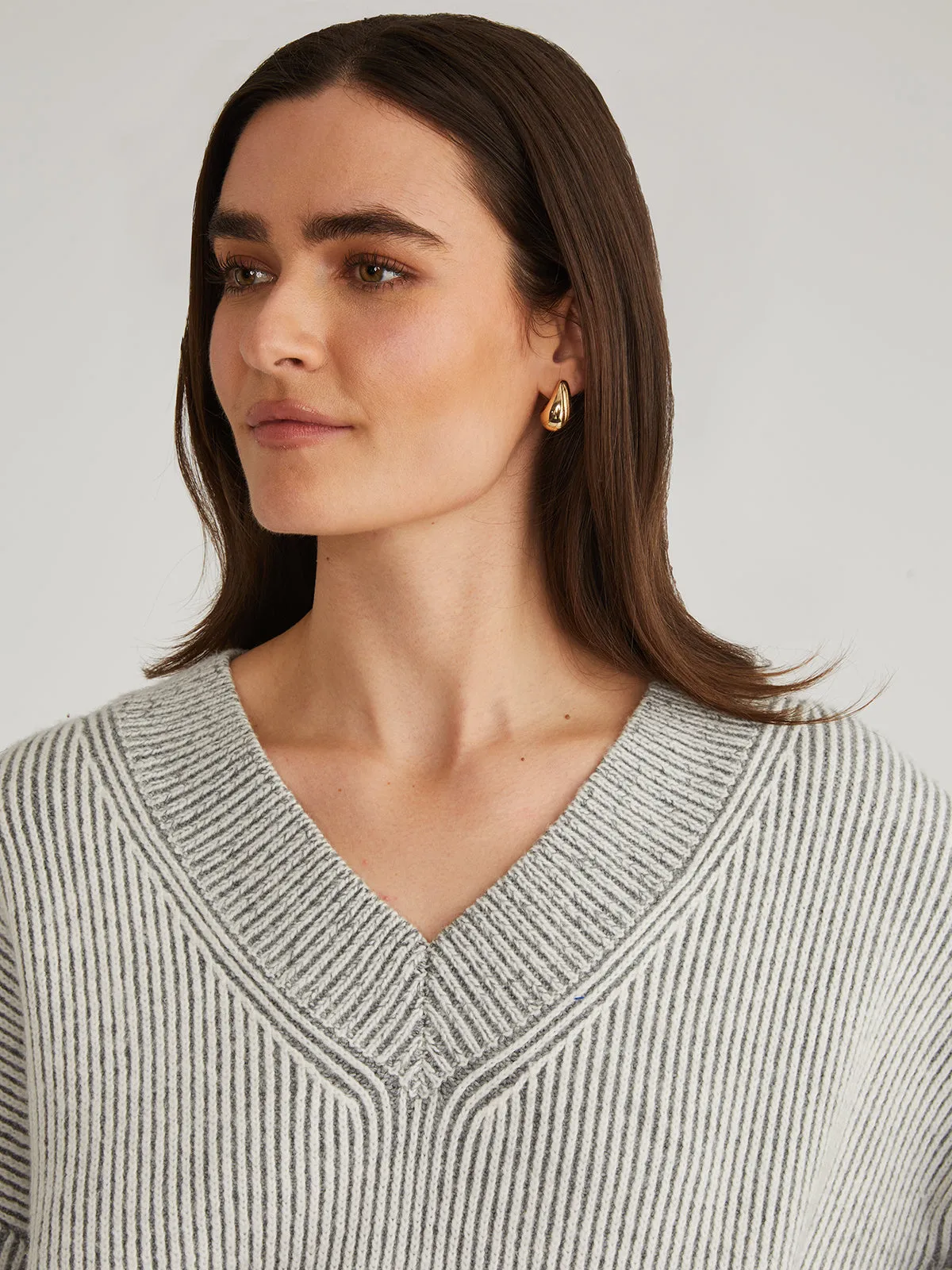 Diana: V-Neck Contrast Rib Sweater