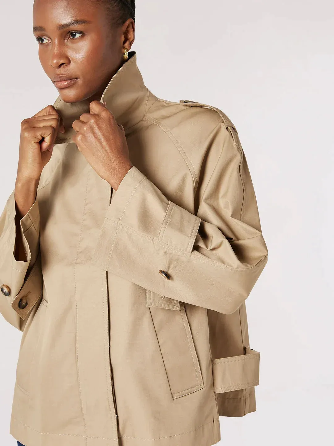 The Short Cotton Trench Coat