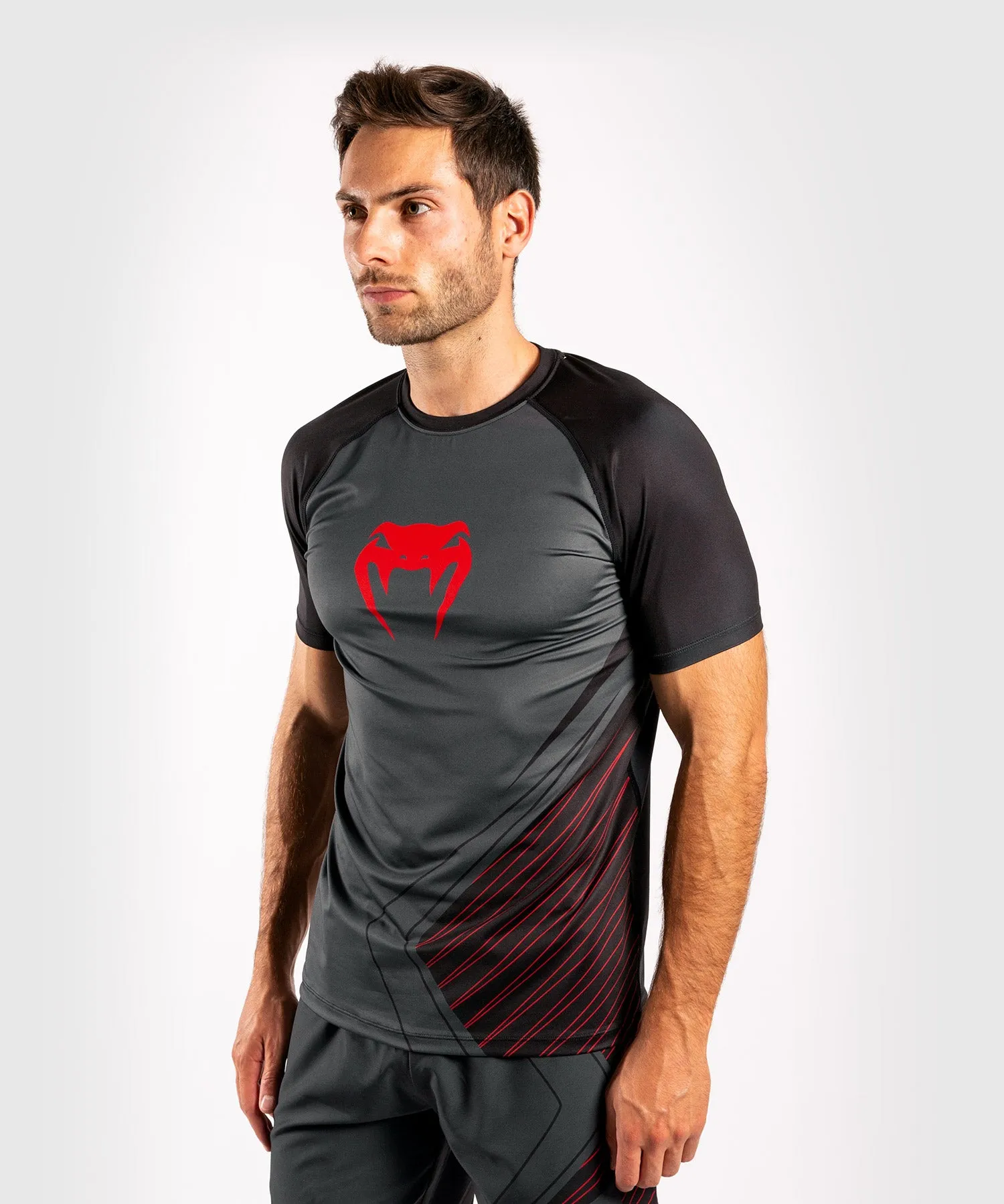 Venum Contender 5.0 Dry-Tech T-shirt - Black/Red