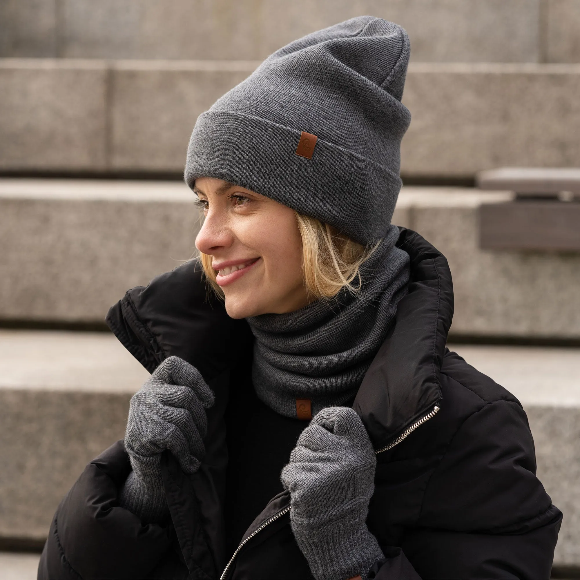 Women's Knit Beanie, Gaiter & Gloves 3-Piece